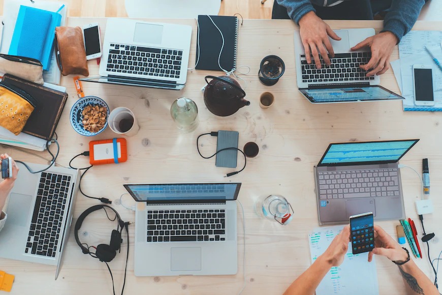 Kenapa Bisnis Jasa Digital Cocok untuk Gen Z yang Ingin Mandiri Finansial Kenapa Bisnis Jasa Digital Cocok untuk Gen Z yang Ingin Mandiri Finansial