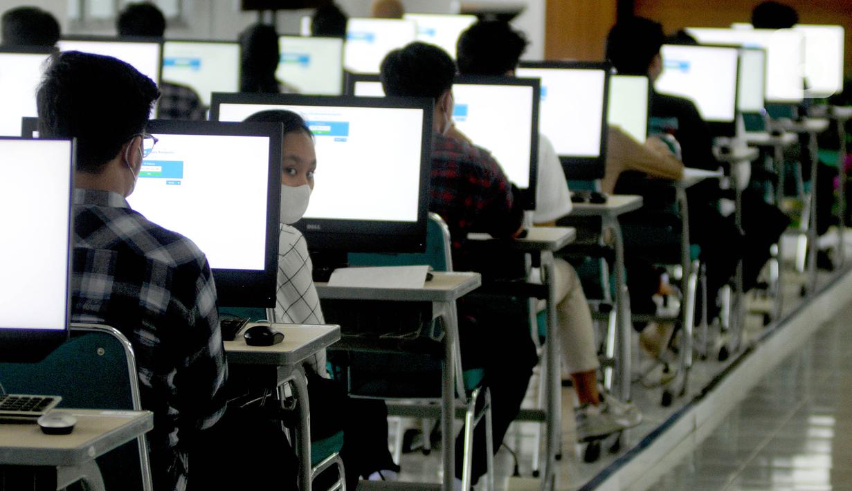 Raih Skor Tinggi UTBK Lewat Tryout Gratis SBMPTN dengan Soal Asli Tahun-Tahun Lalu