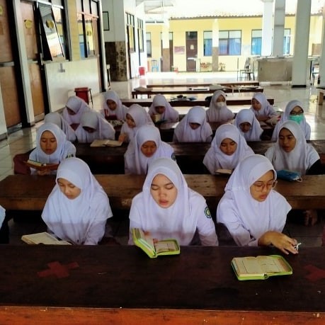 Program Harian untuk Pengembangan Karakter di Boarding School Al Masoem Bandung