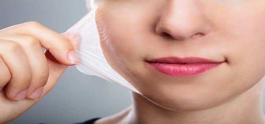 Inilah Perbedaan Antara Peeling, Scrubbing, dan Facial