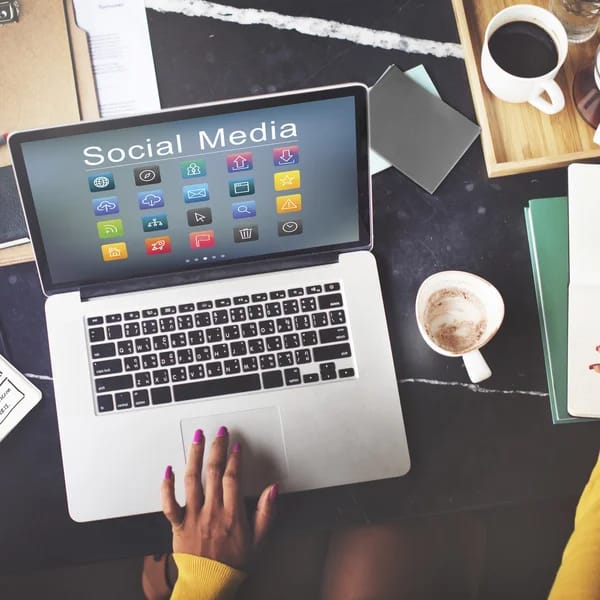 Mengoptimalkan Media Sosial untuk Loyalitas Pelanggan